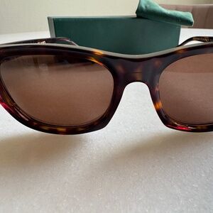 Unique Design Milano Sunglasses/ Tortoise / Las Meninas C22